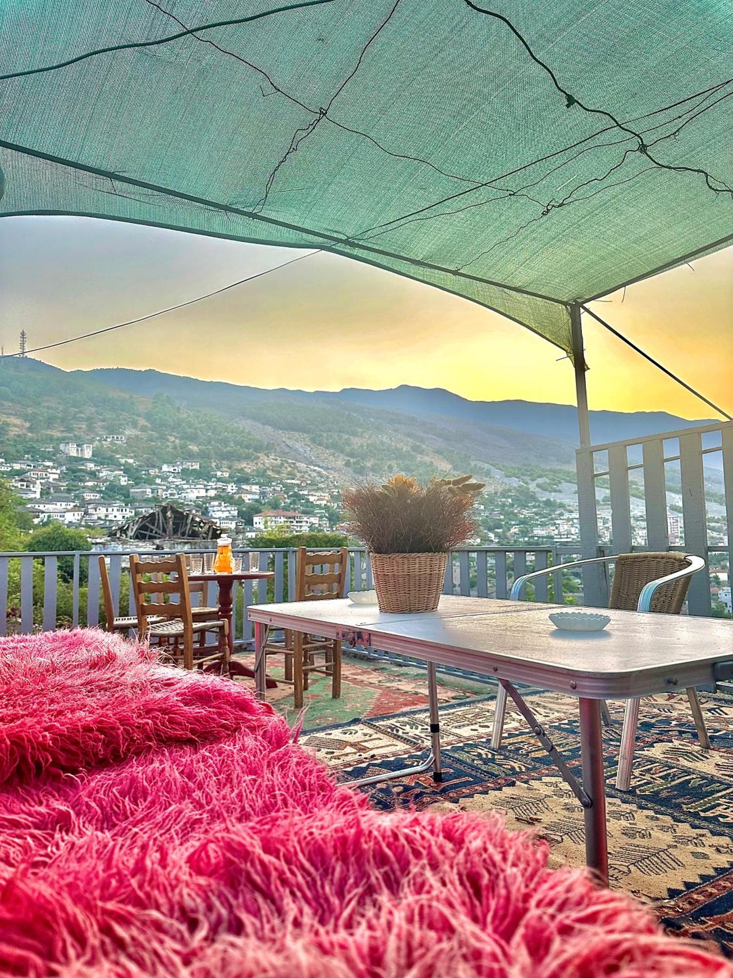 Grandpas House 호텔 Gjirokastër 외부 사진