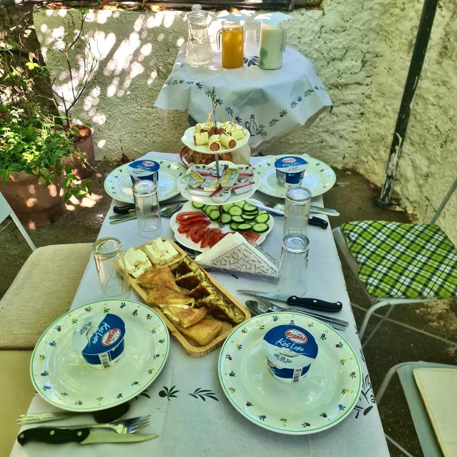 Grandpas House 호텔 Gjirokastër 외부 사진