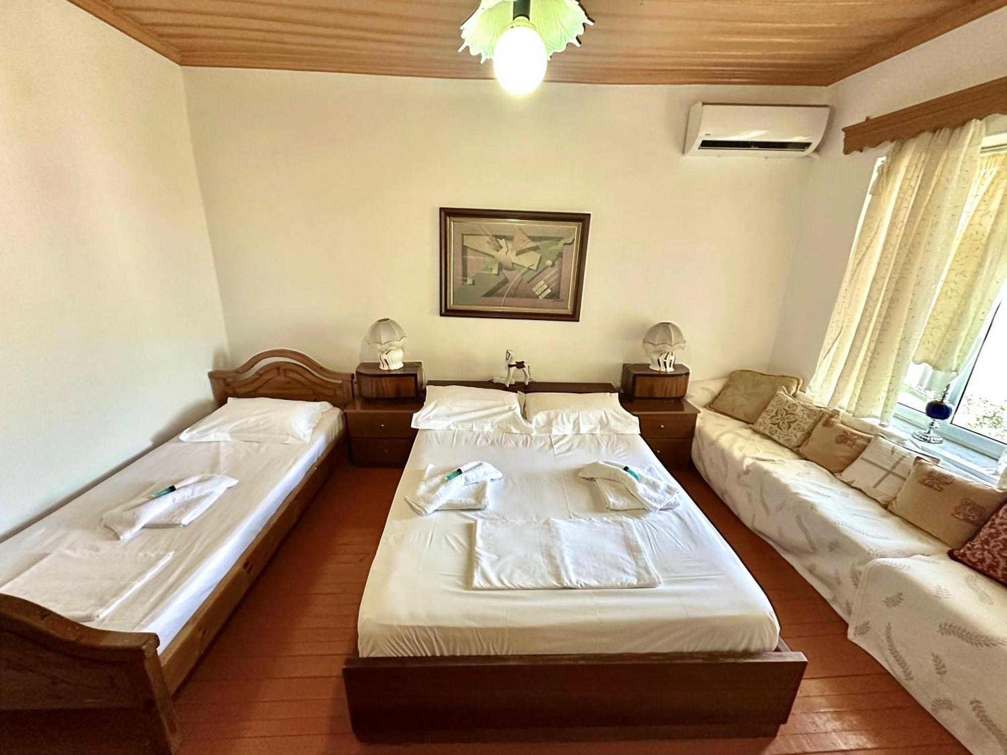 Grandpas House 호텔 Gjirokastër 외부 사진